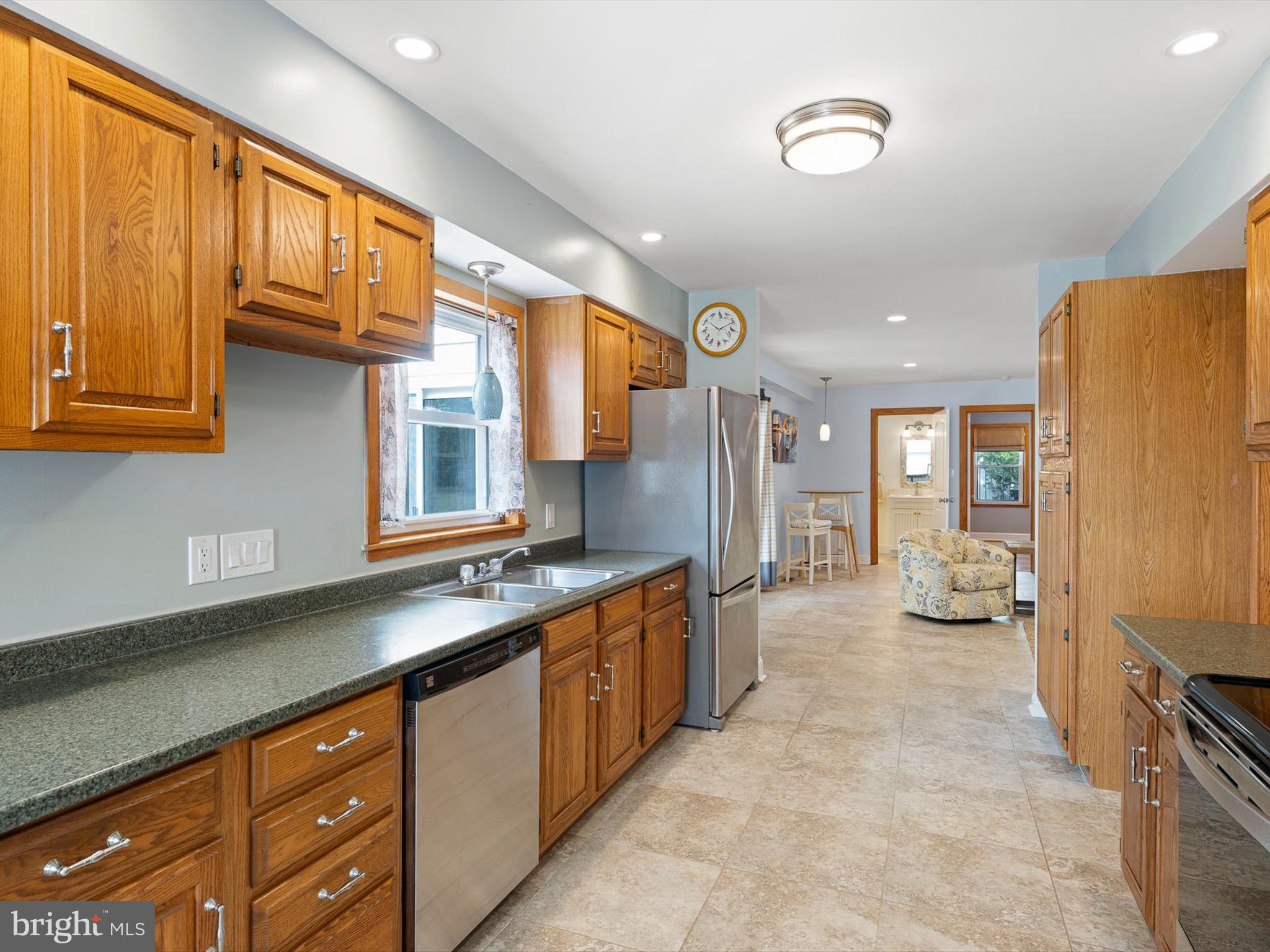 38828 Bayfront Dr