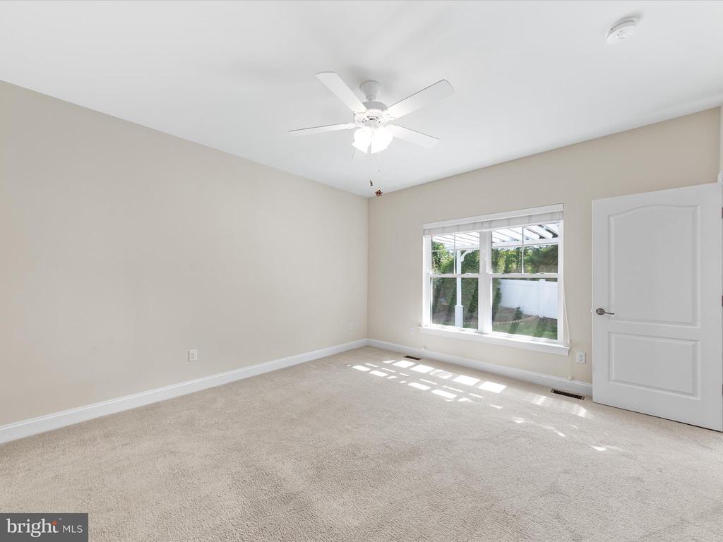 33339 Curran Ct