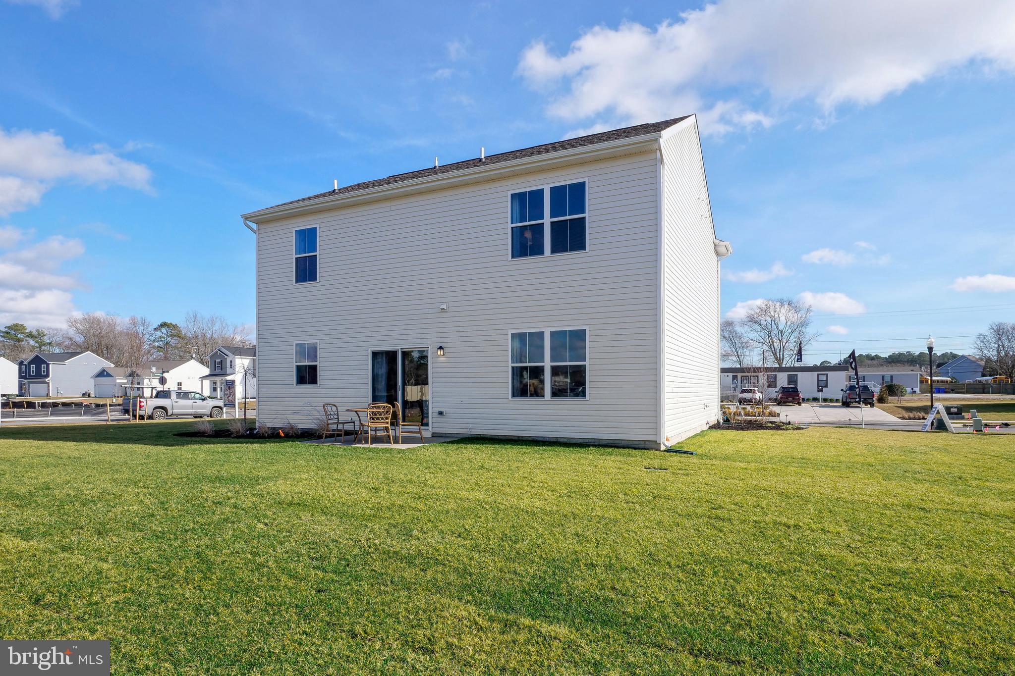 32202 Companion Way