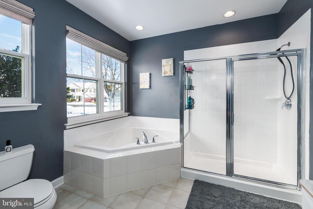 37043 Teal Ct