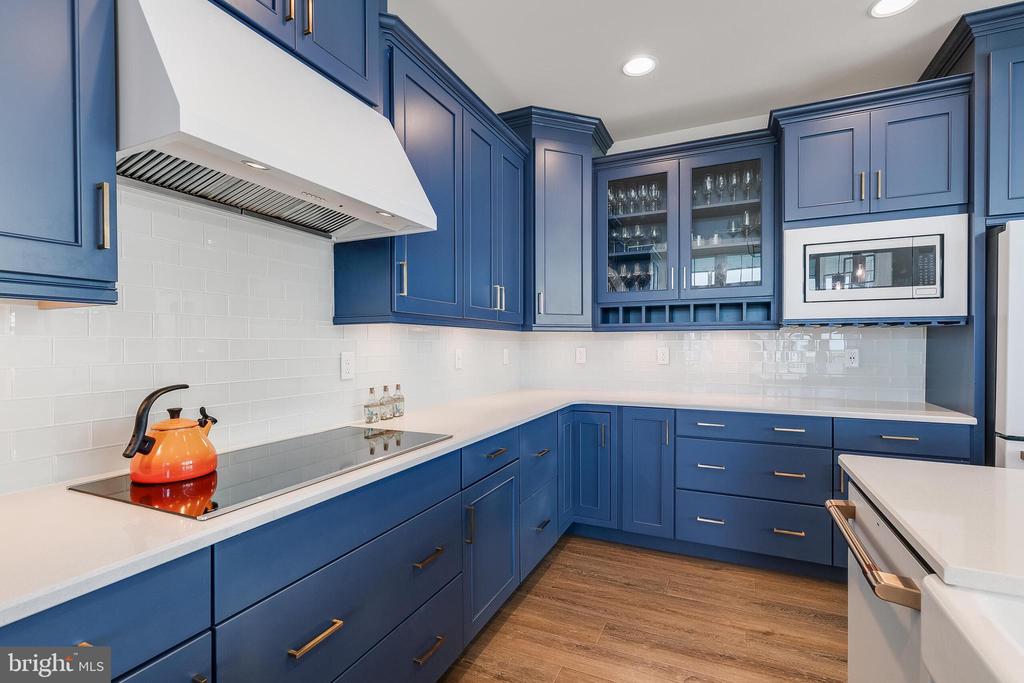 30477 Madeira Ln