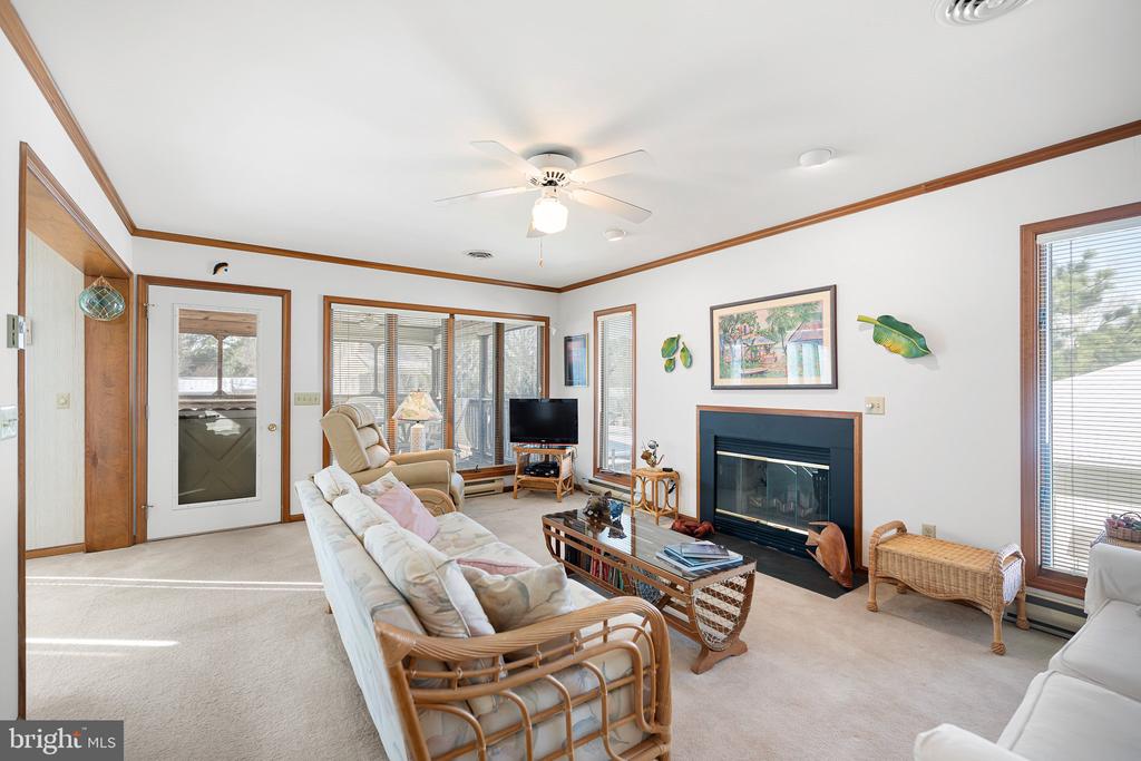 37726 Lagoon Ln