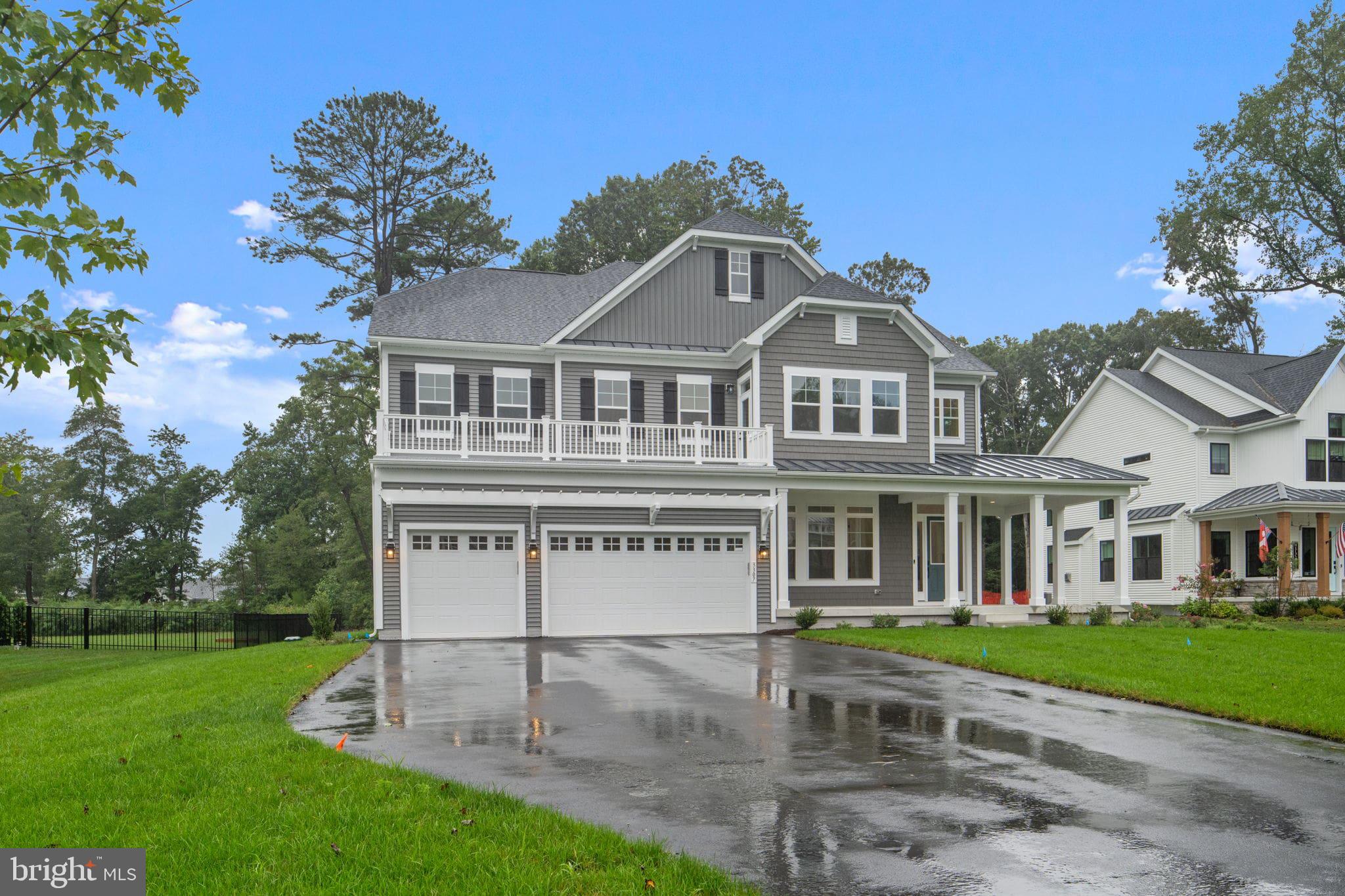 3307 Hawthorn Dr