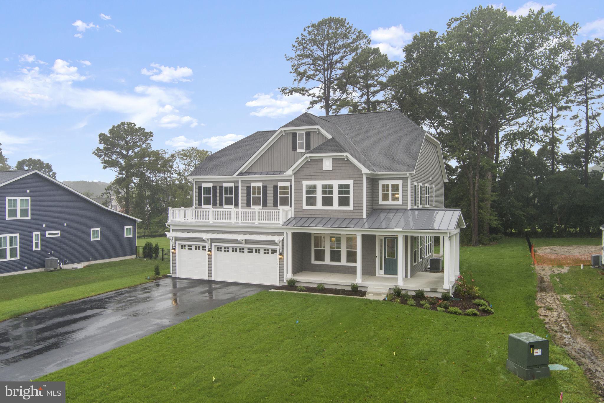 3307 Hawthorn Dr