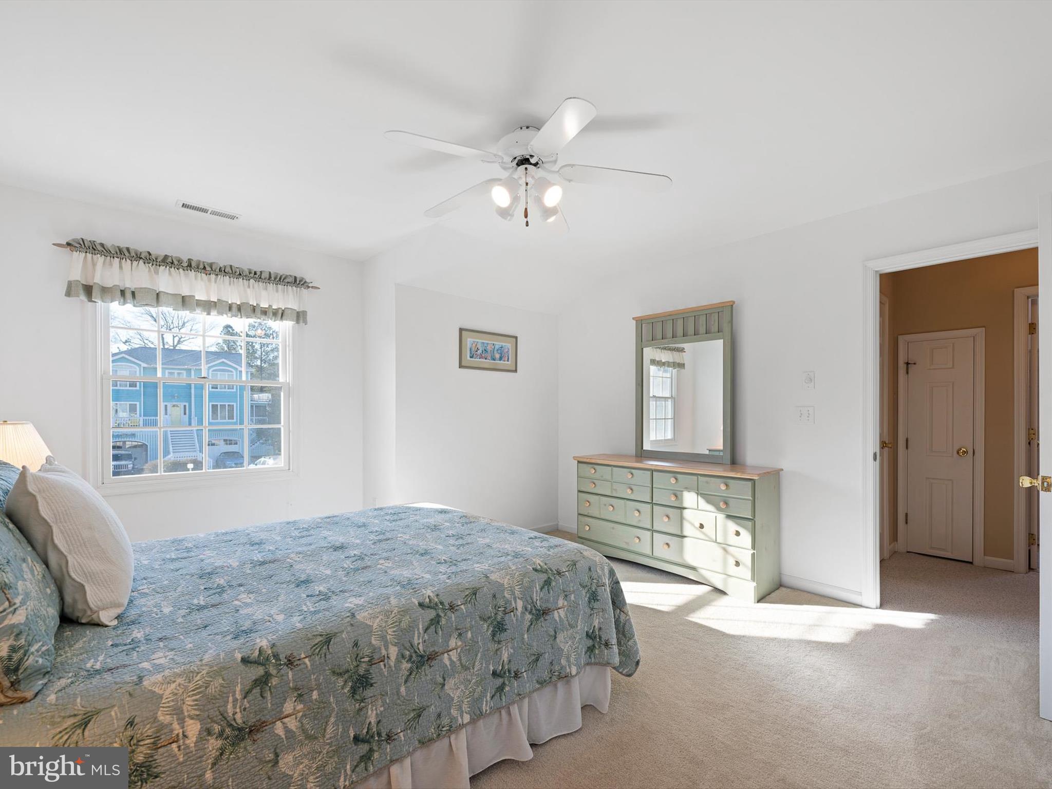 304 Walkabout Rd