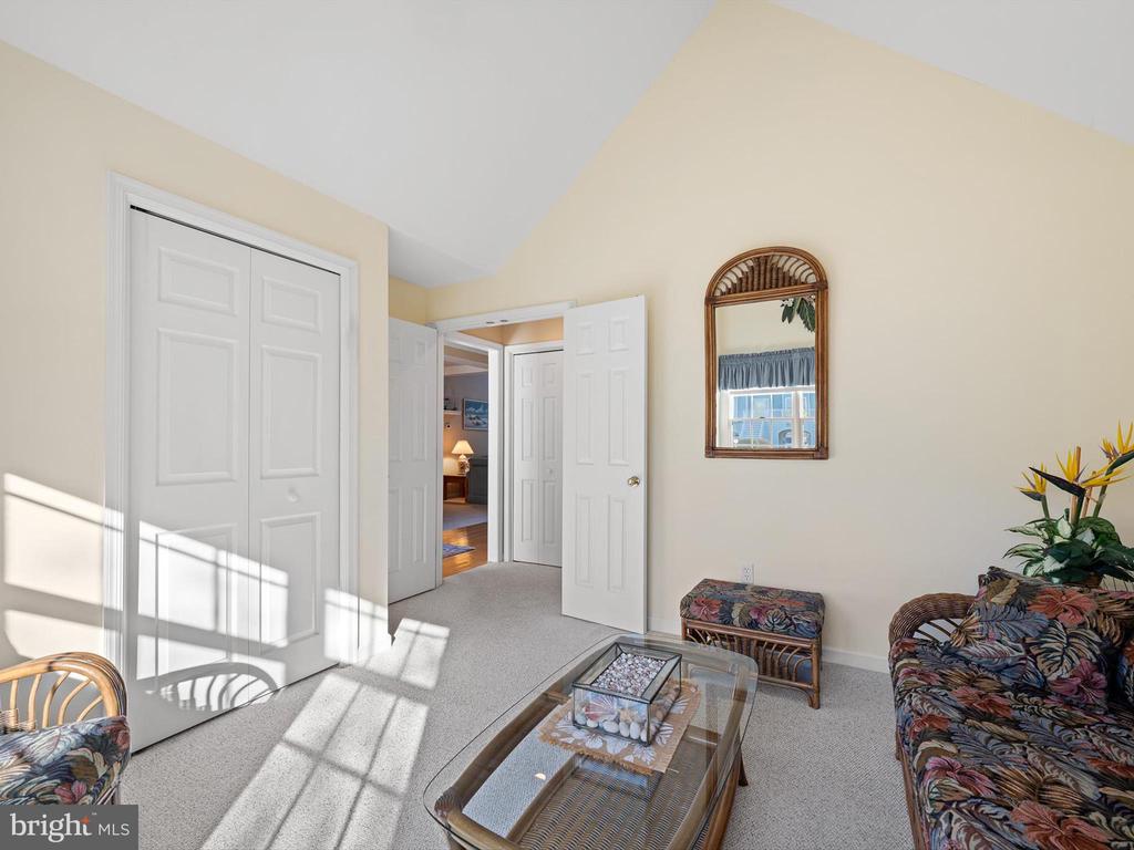 304 Walkabout Rd