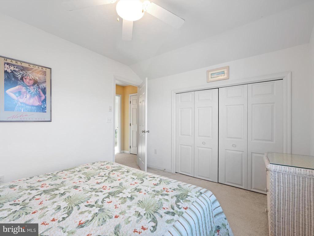 304 Walkabout Rd
