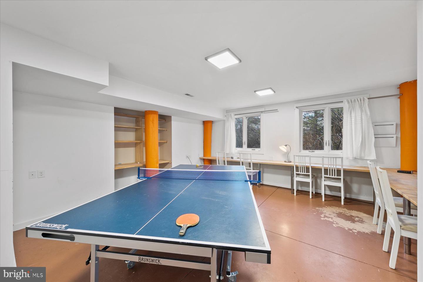 658 Tingle Ave