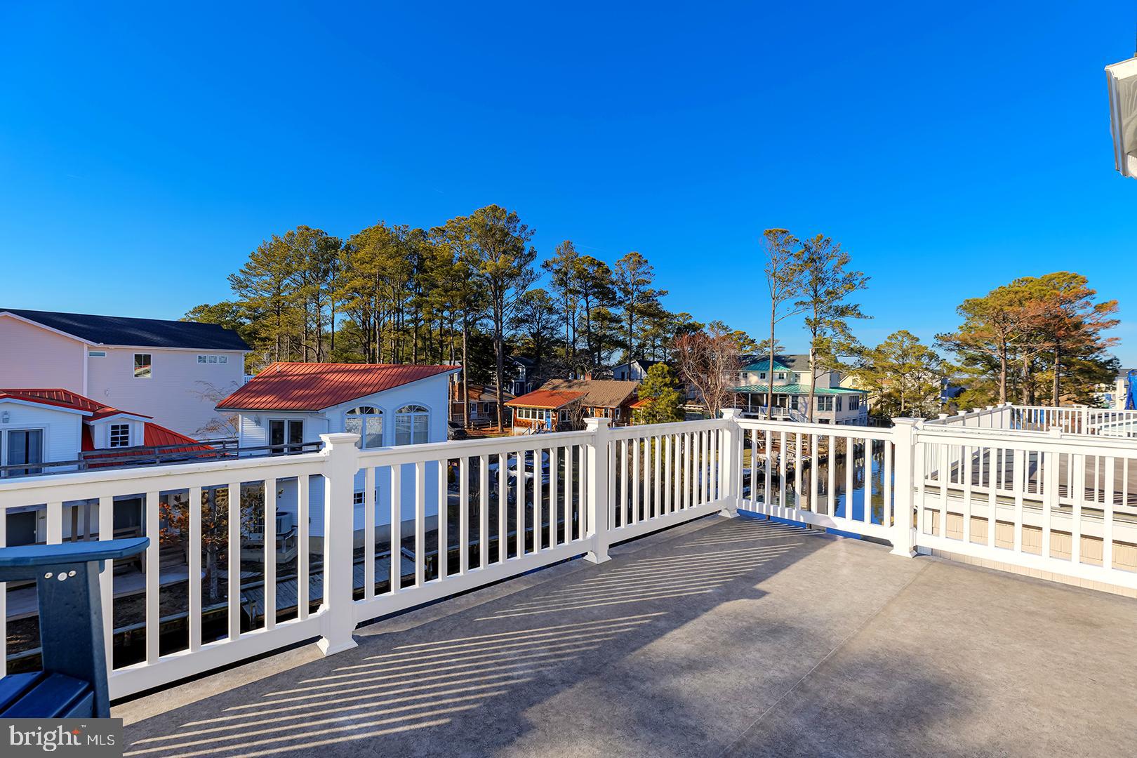653 Tingle Ave