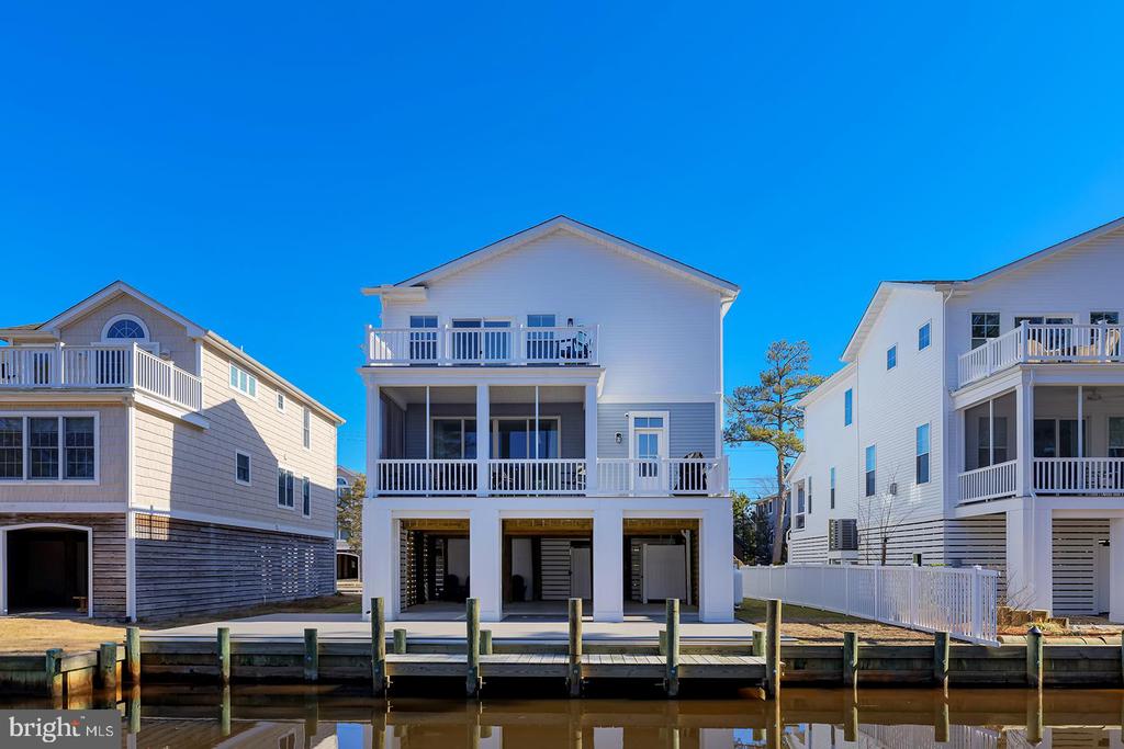 653 Tingle Ave
