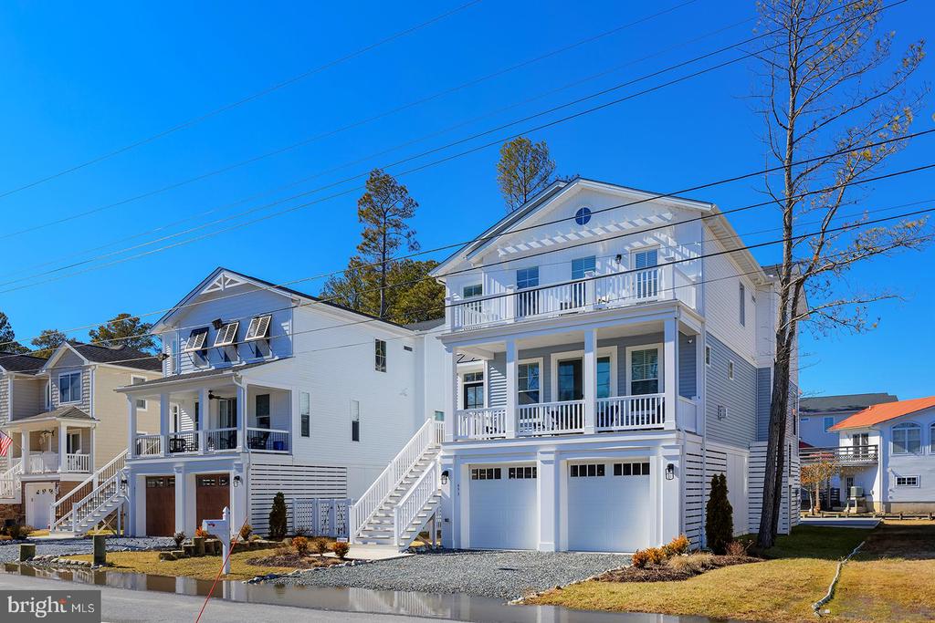 653 Tingle Ave