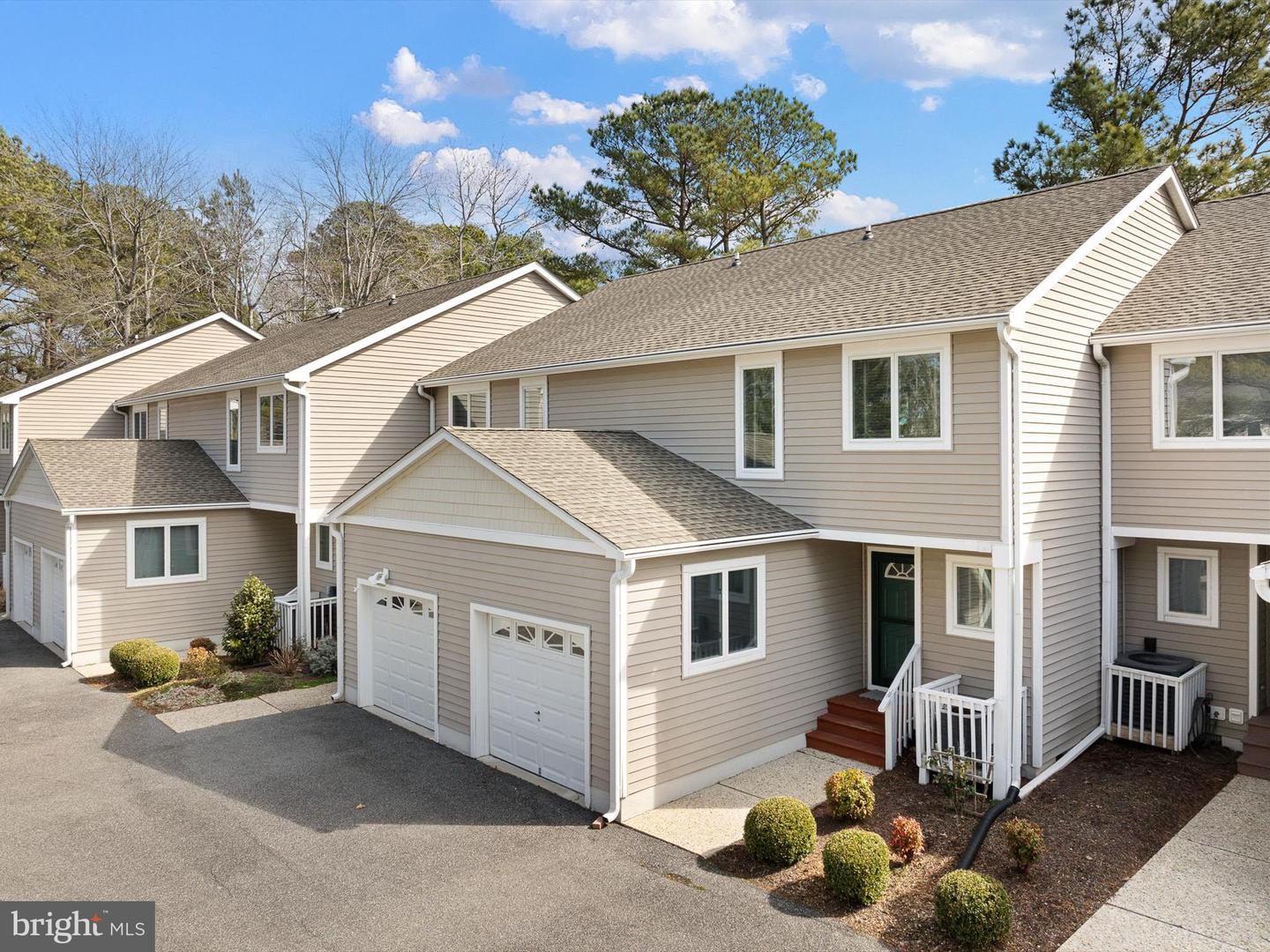38440 Mainsail Dr #32