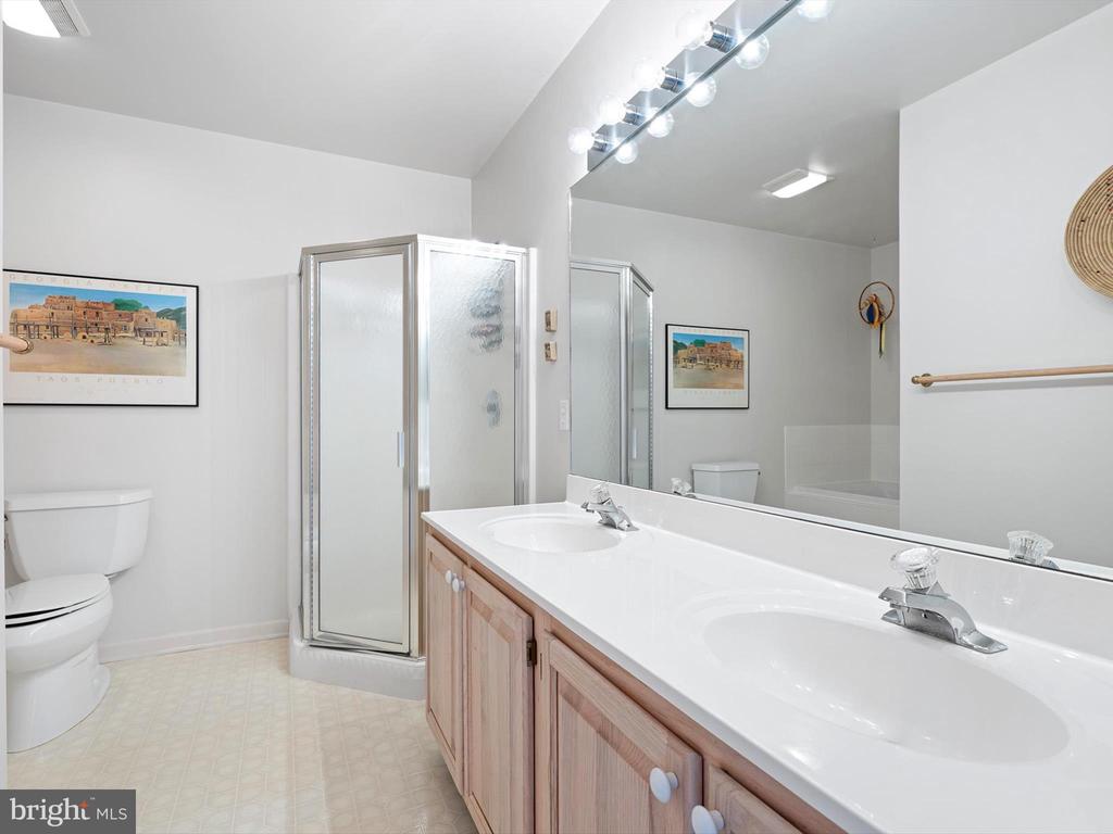 38440 Mainsail Dr #32