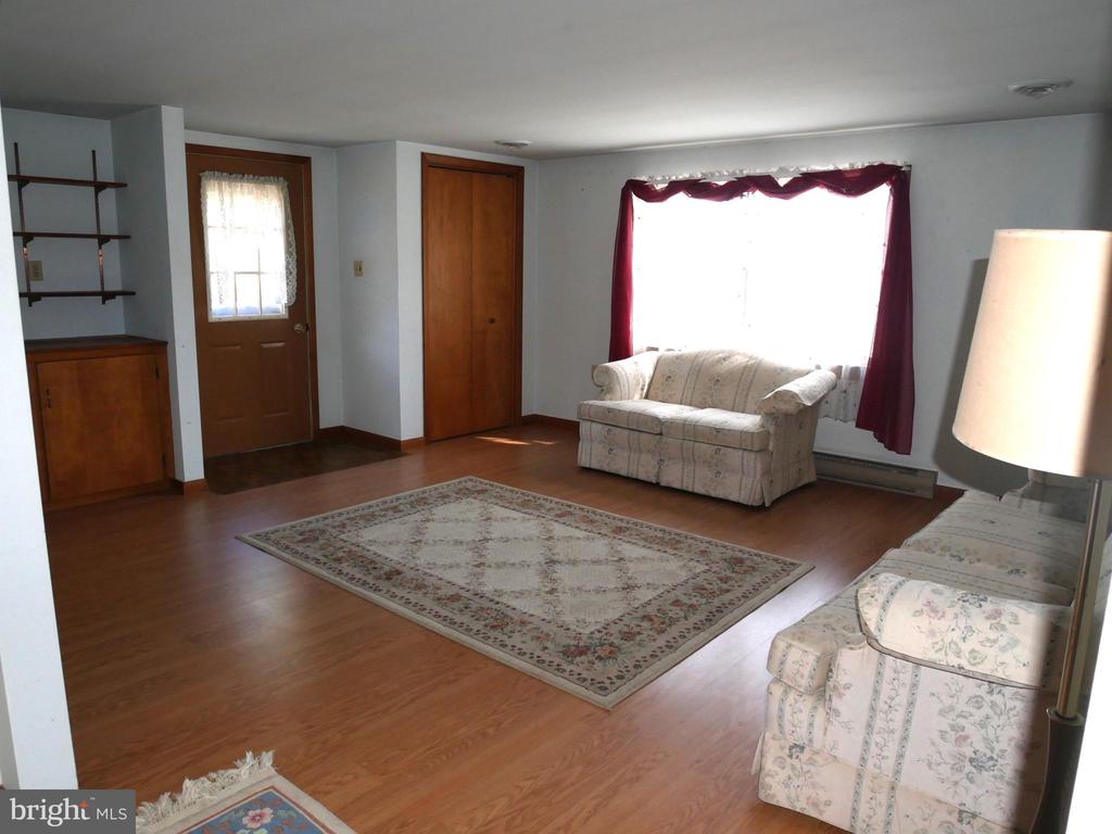 32654 Pear Tree Rd