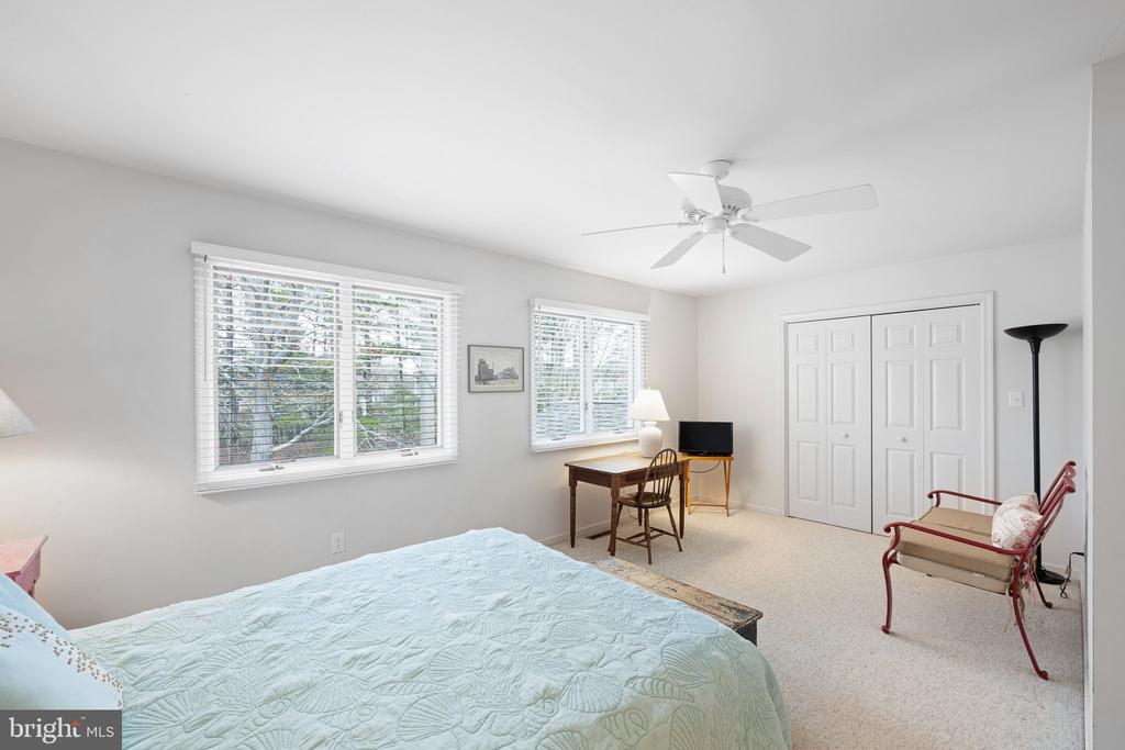 38435 Mainsail Dr #9