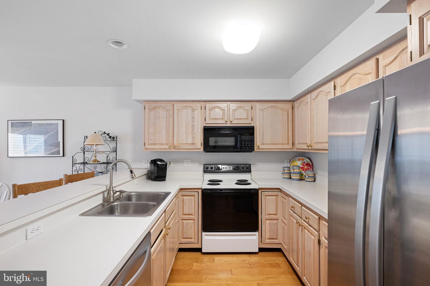 38435 Mainsail Dr #9