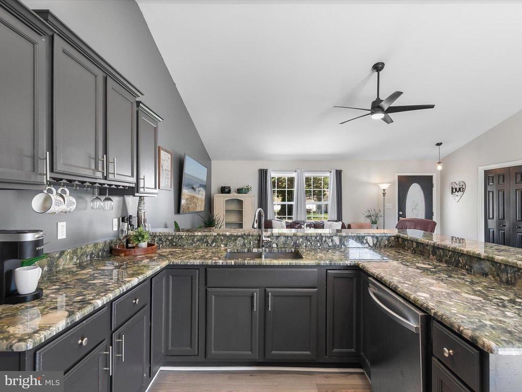 31076 Buttonwood Dr