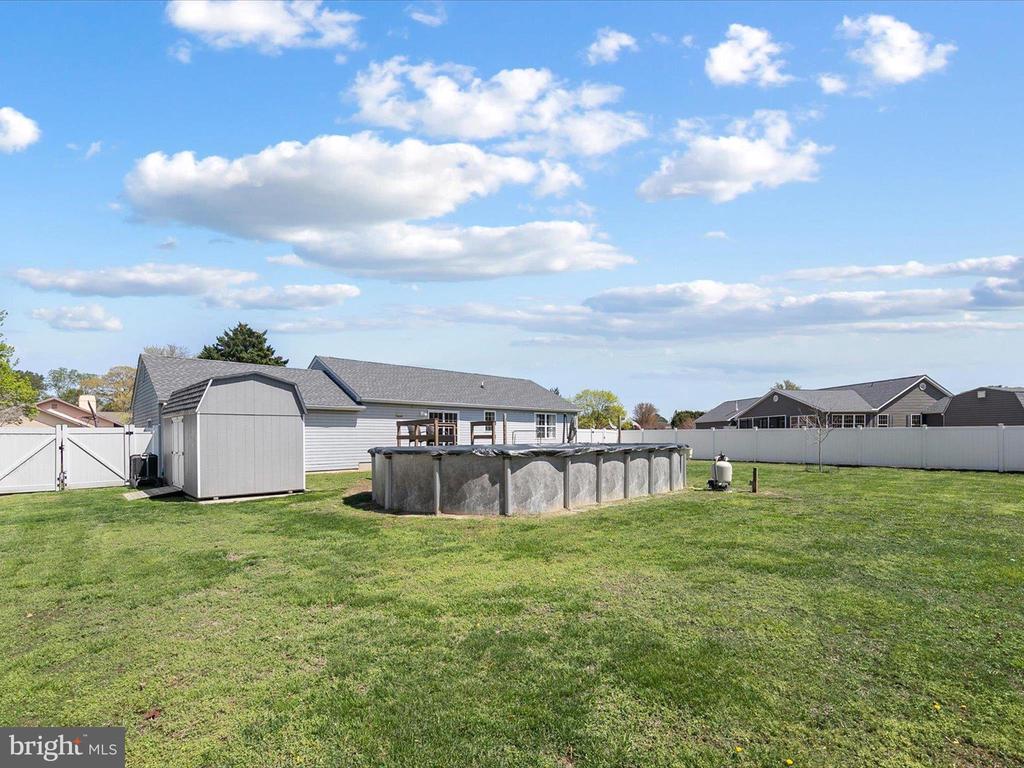31076 Buttonwood Dr