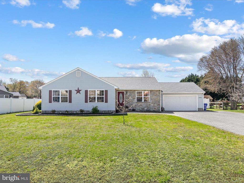 31076 Buttonwood Dr