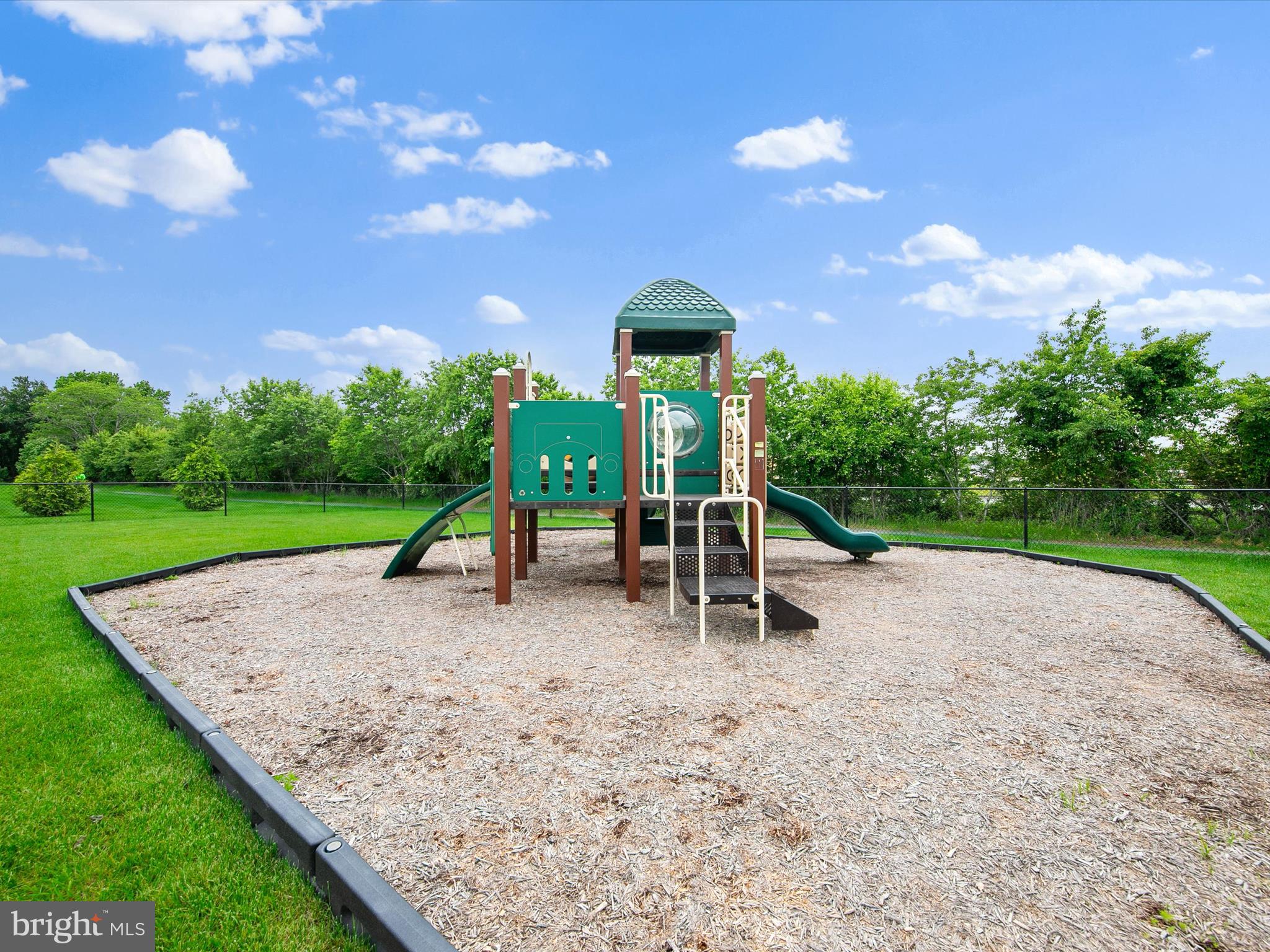 32170 Fort Dupont Dr