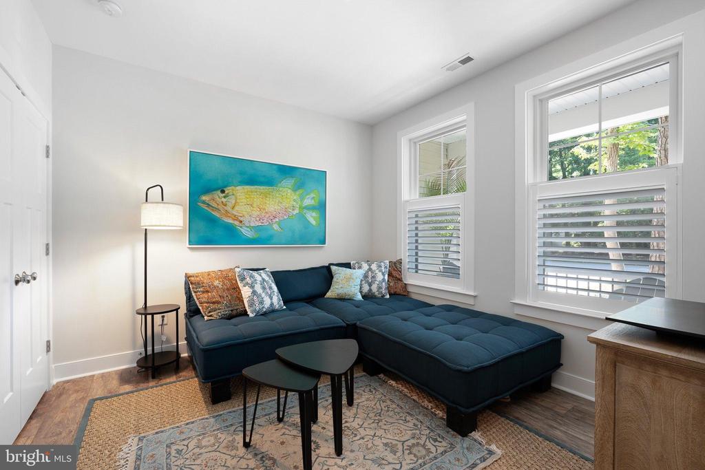 40 BAY REACH