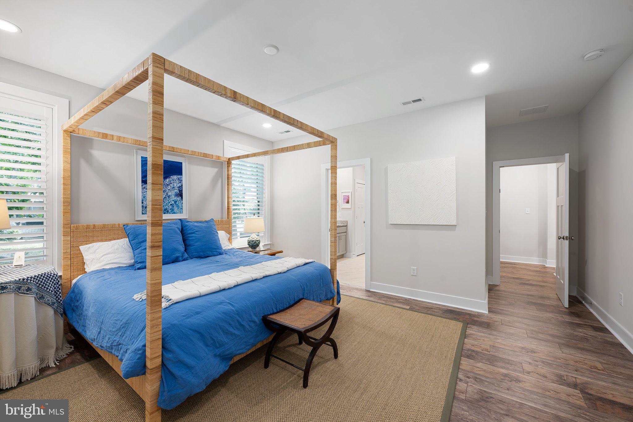 40 BAY REACH