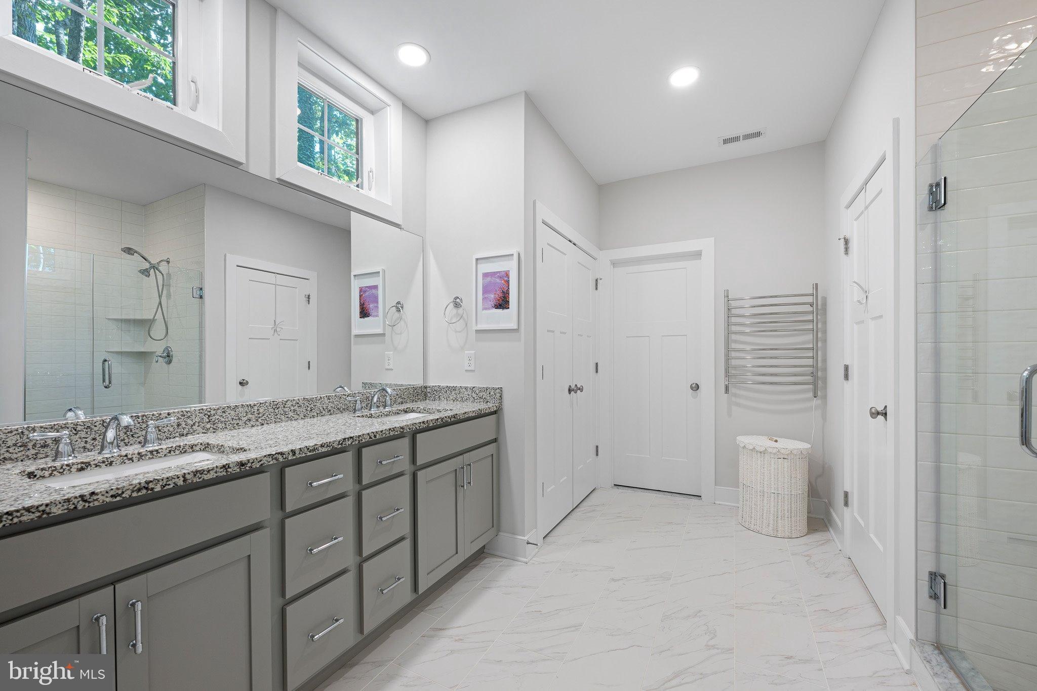 40 BAY REACH