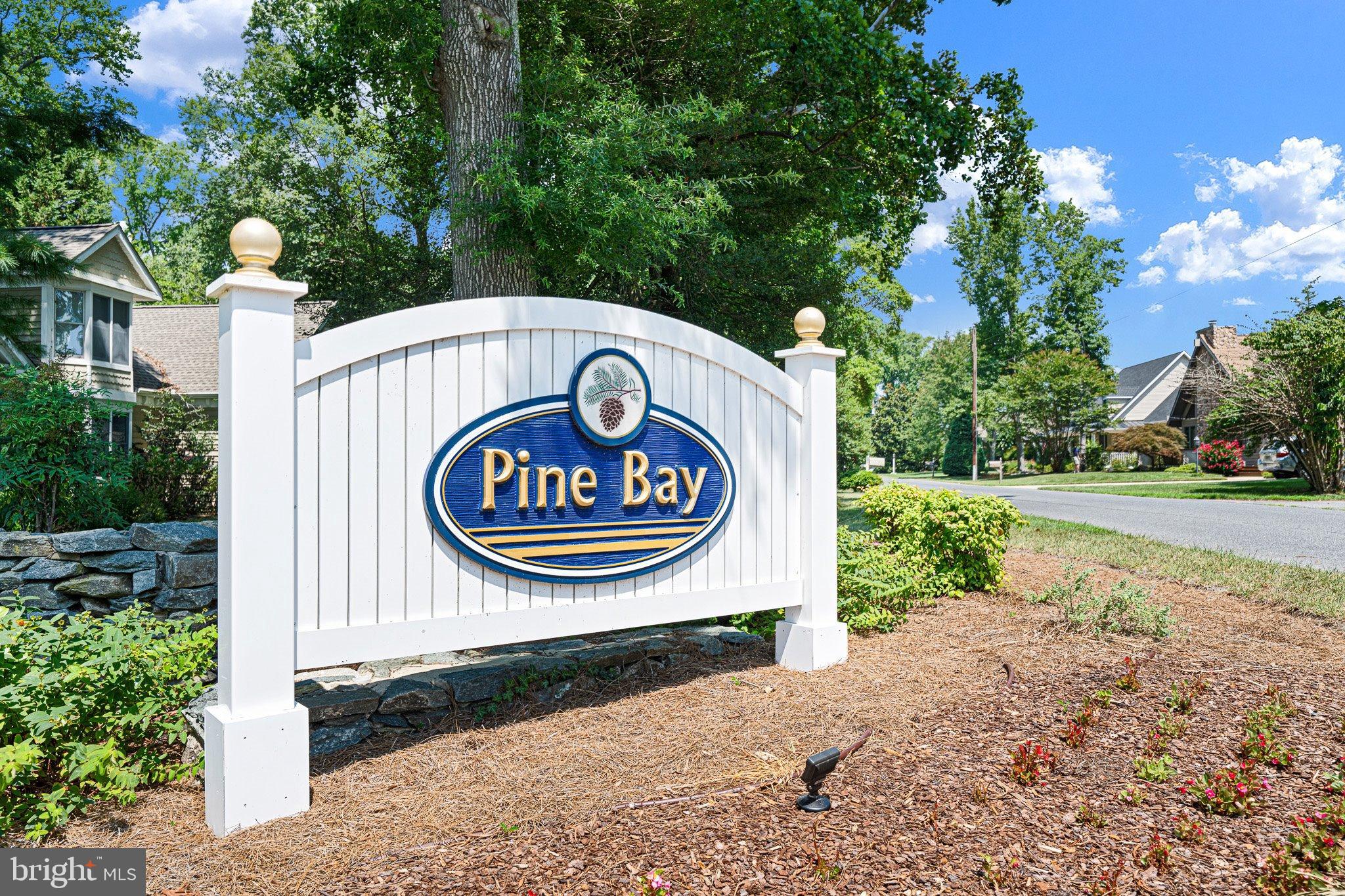 40 BAY REACH