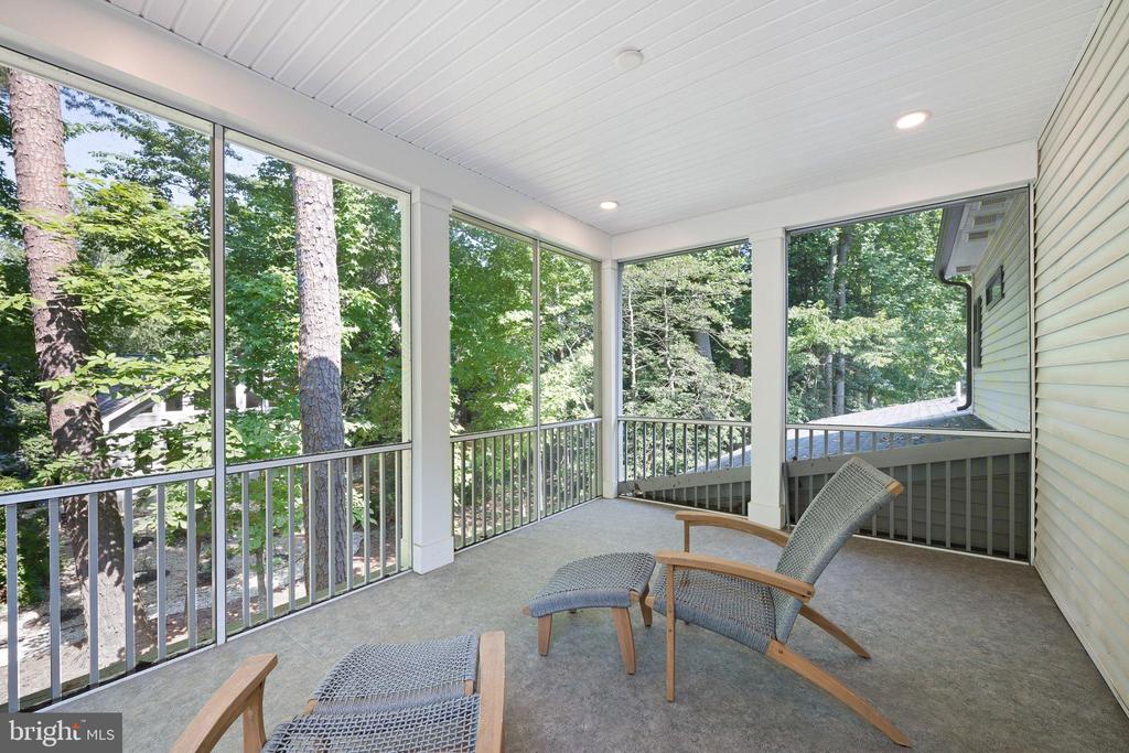 40 BAY REACH