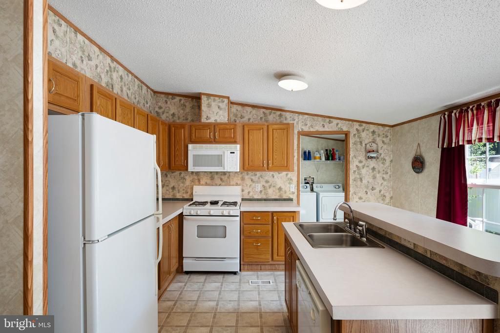 37202 Alabama Dr