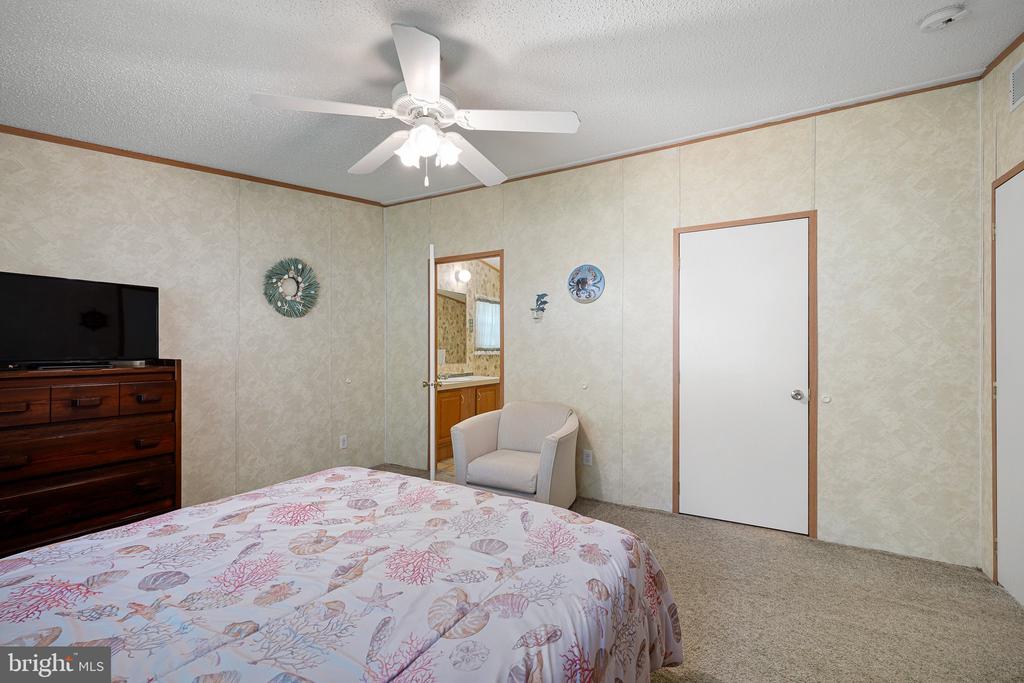 37202 Alabama Dr