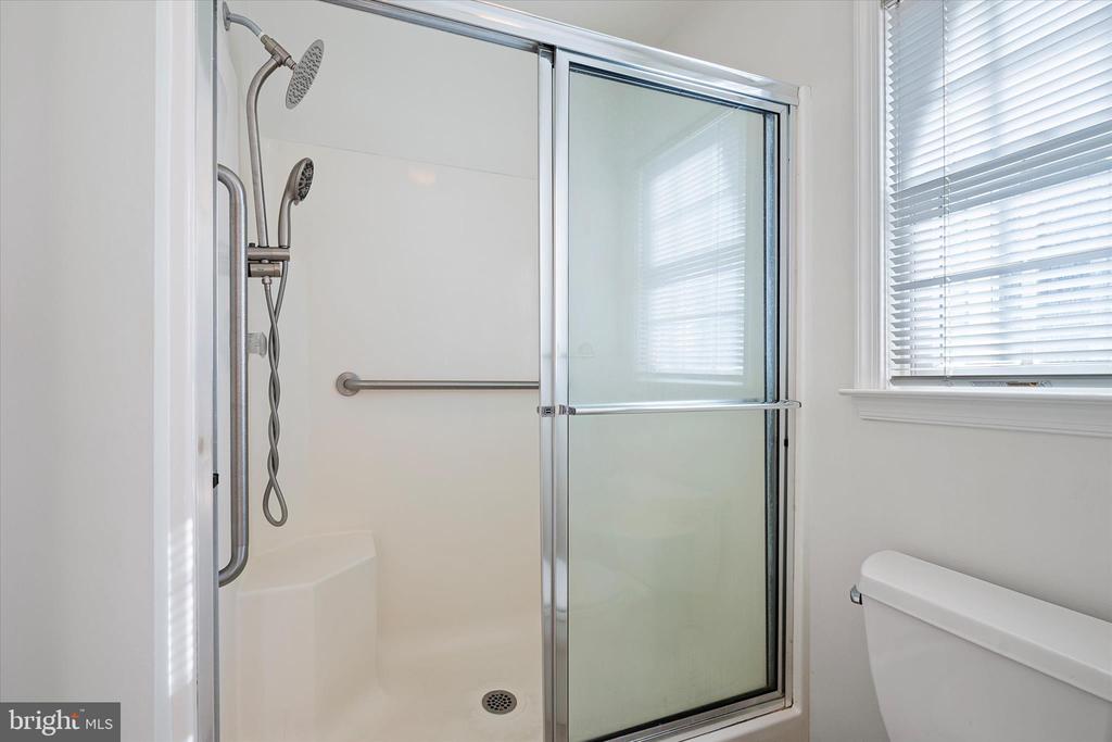 670 BETHANY LOOP