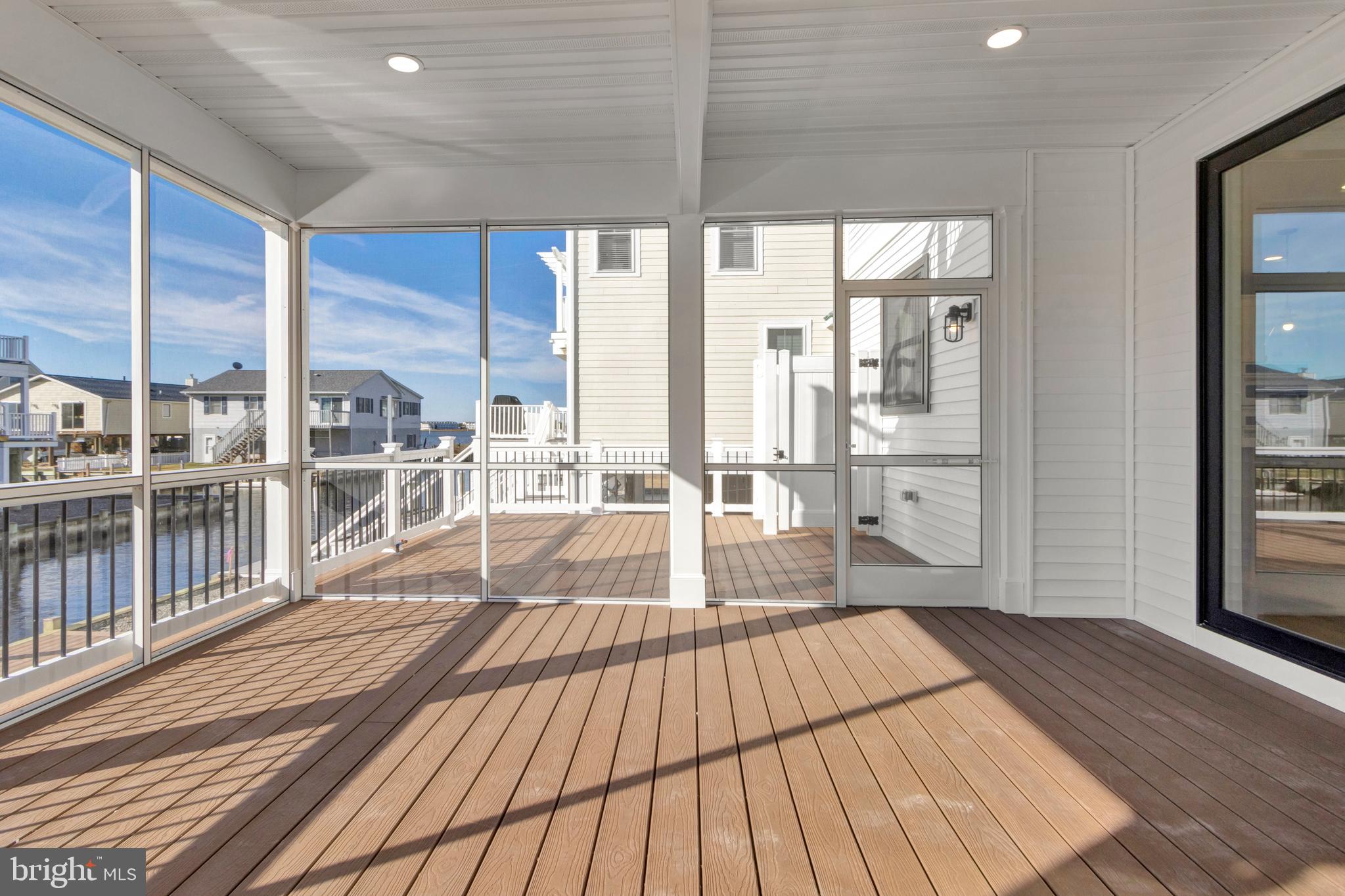 24 W ATLANTIC STREET