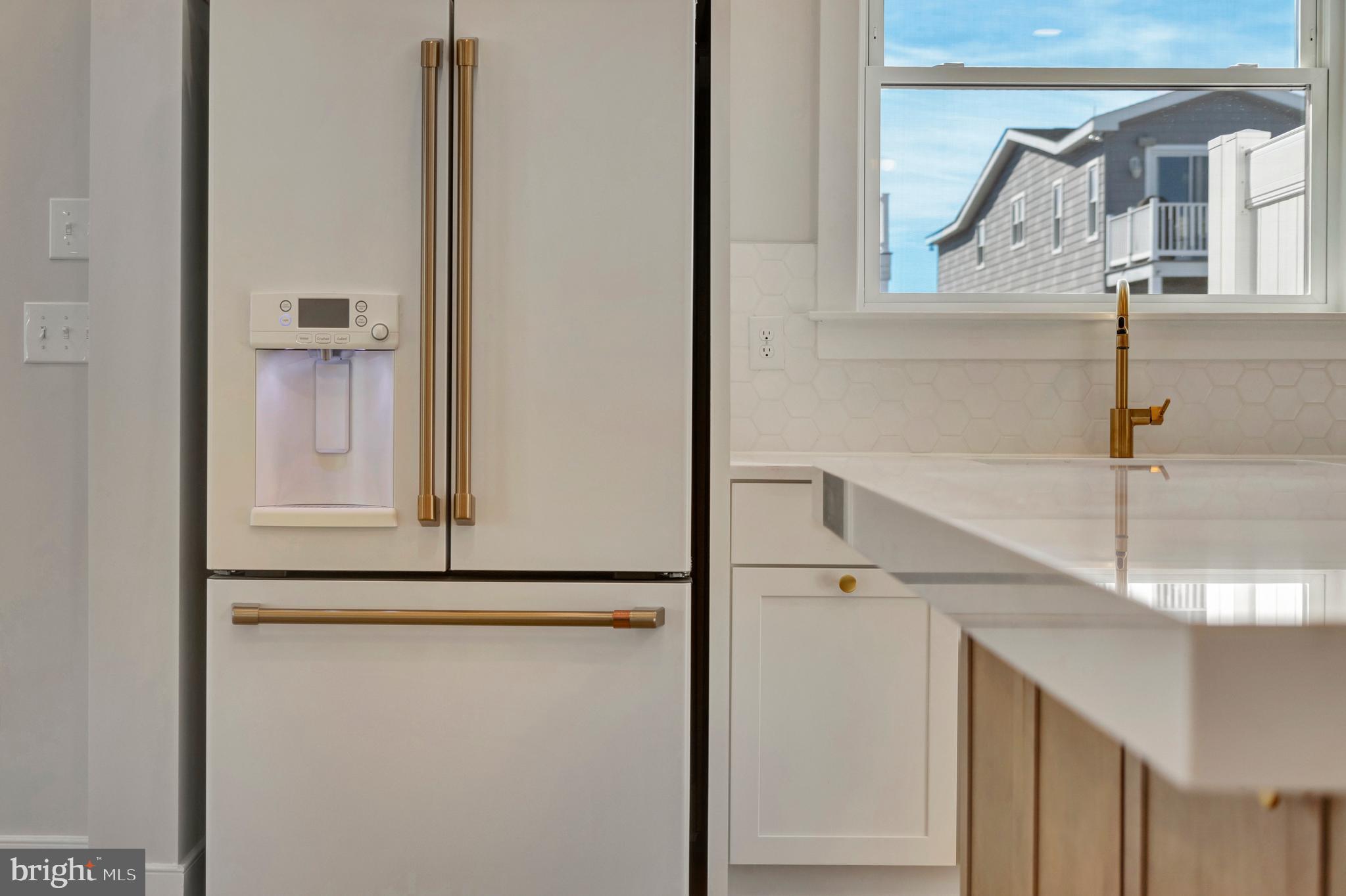 24 W ATLANTIC STREET