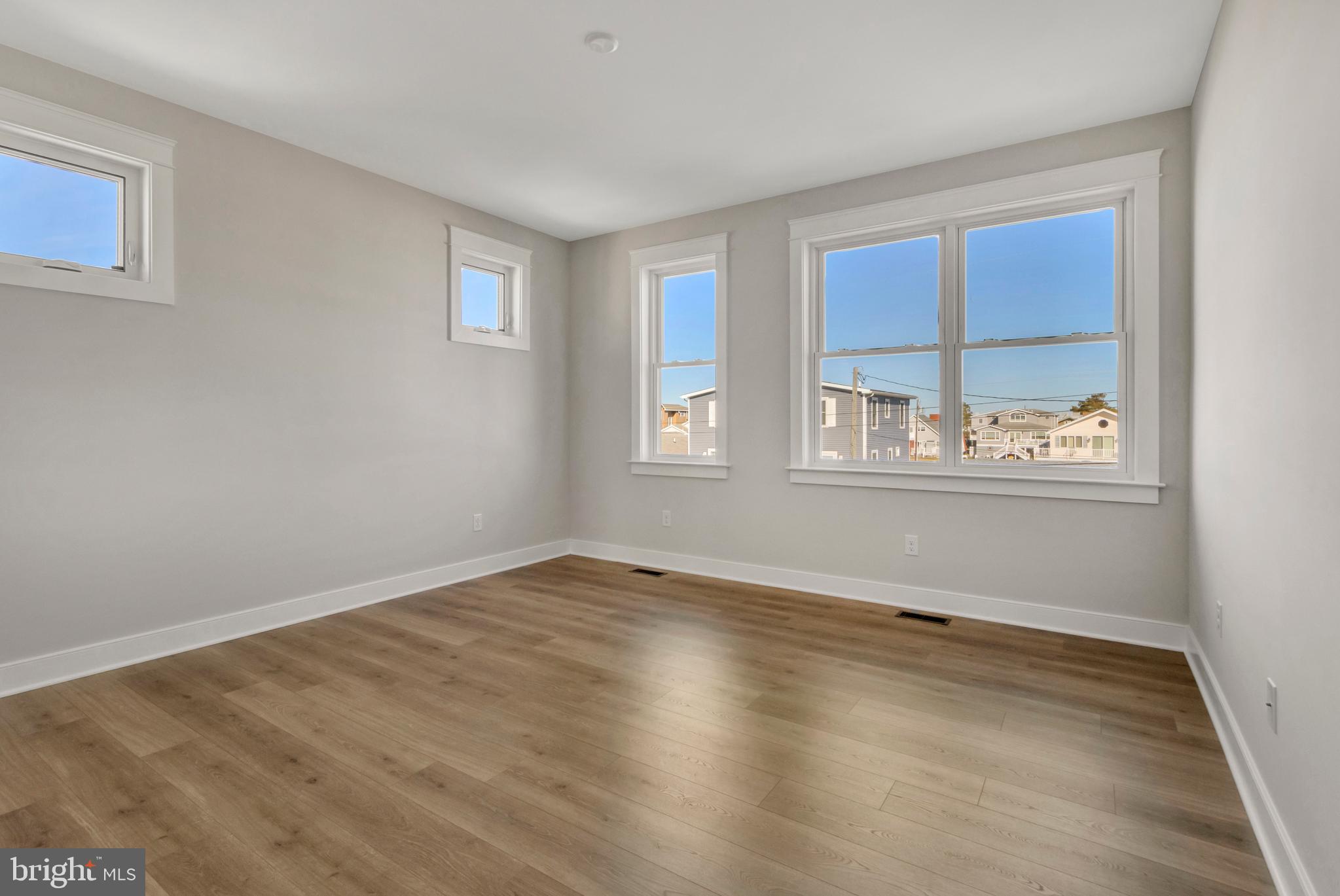 24 W ATLANTIC STREET