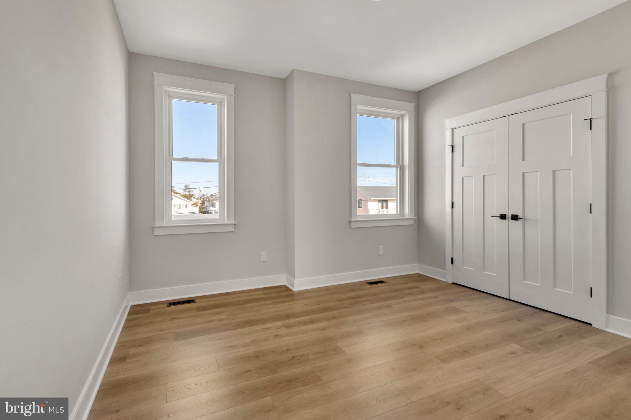 24 W ATLANTIC STREET