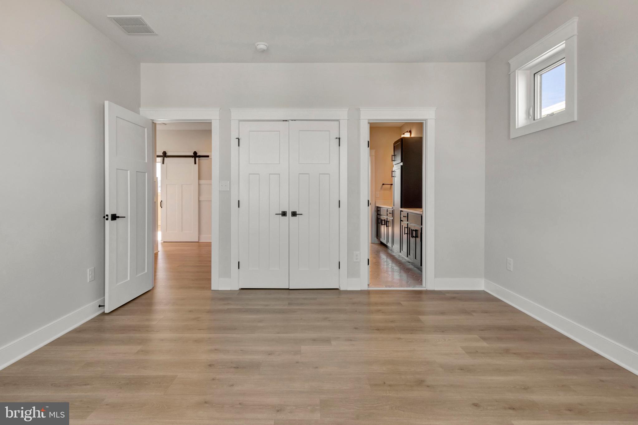 24 W ATLANTIC STREET