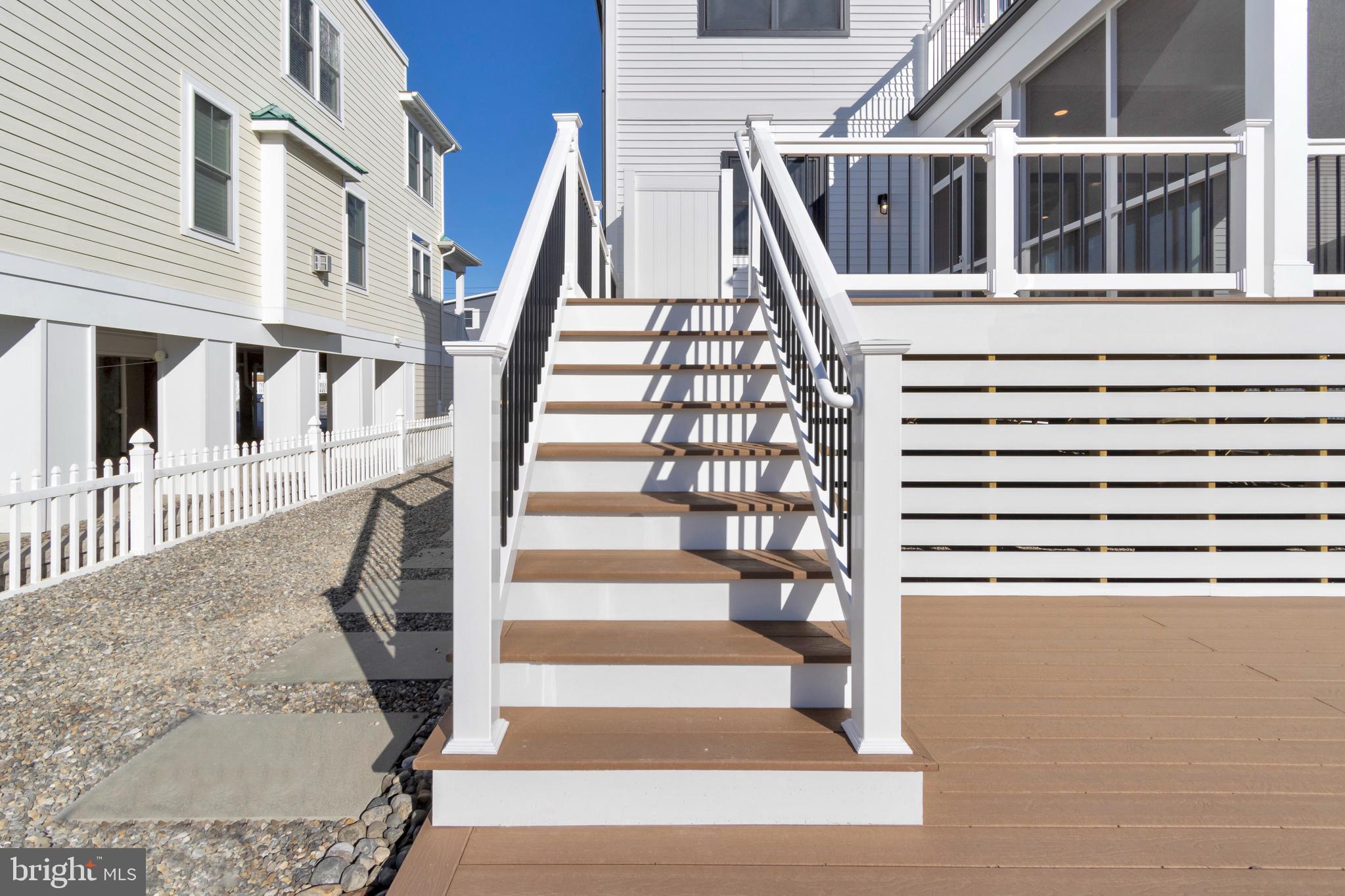 24 W ATLANTIC STREET