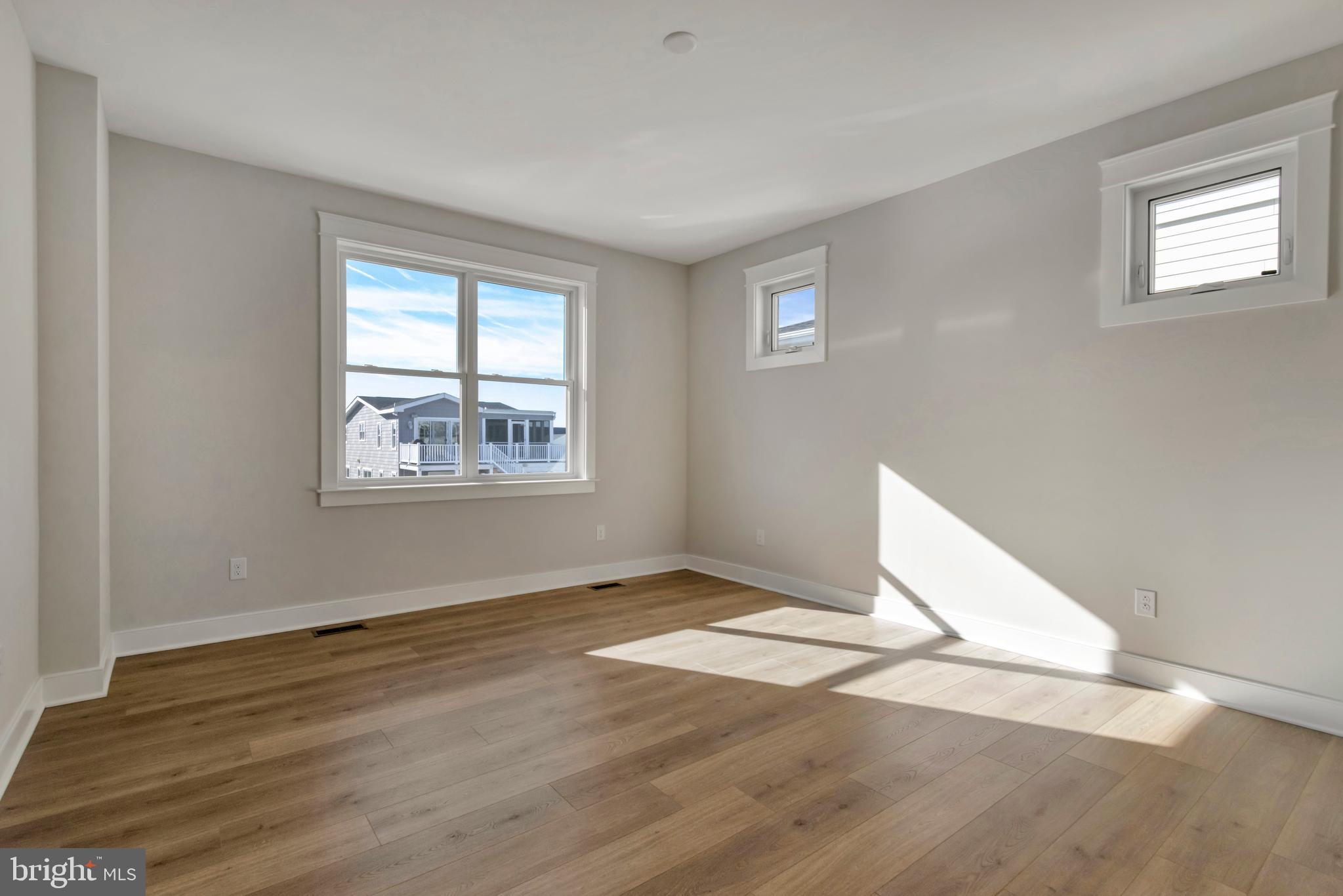 24 W ATLANTIC STREET