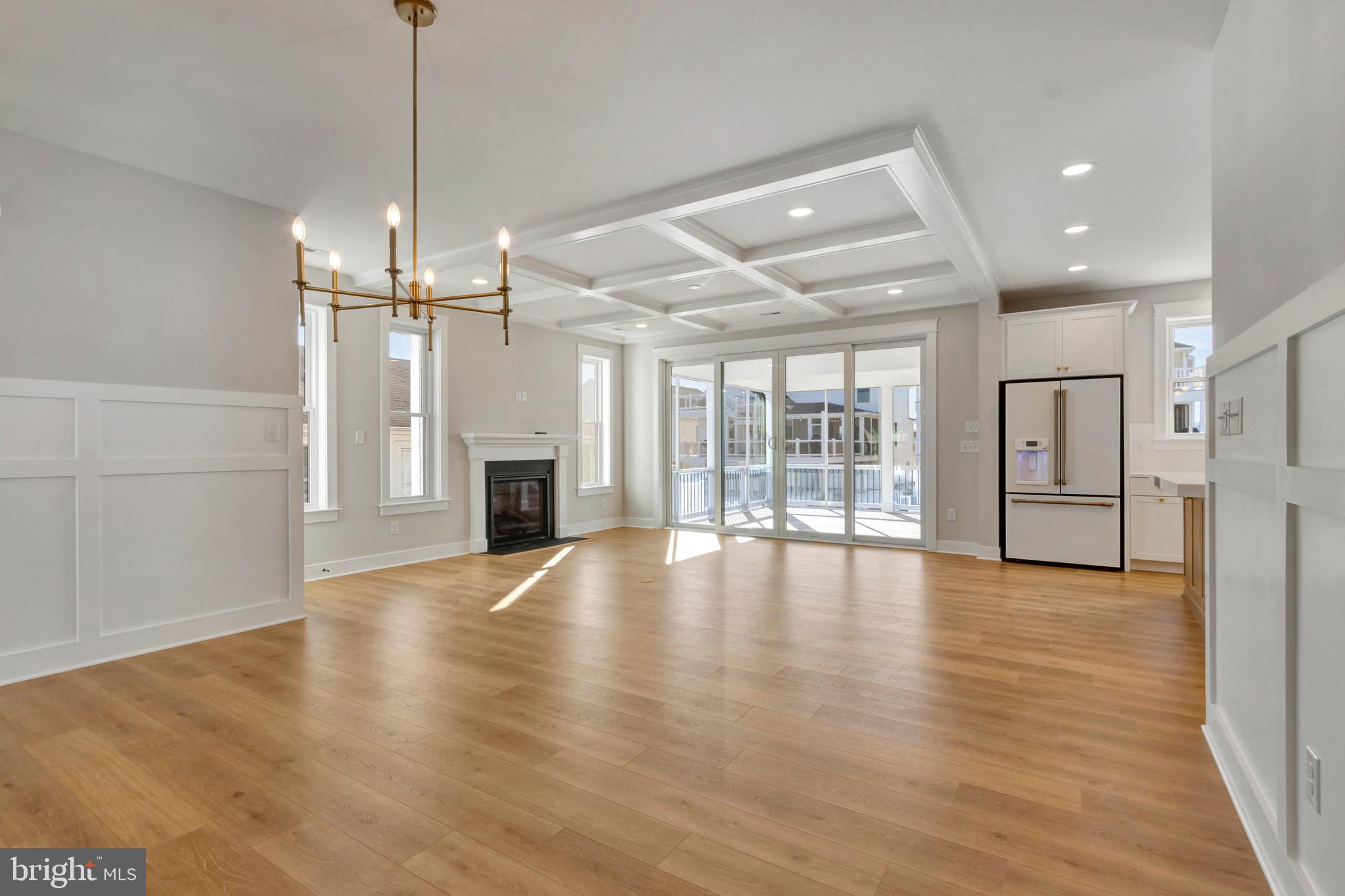 24 W ATLANTIC STREET