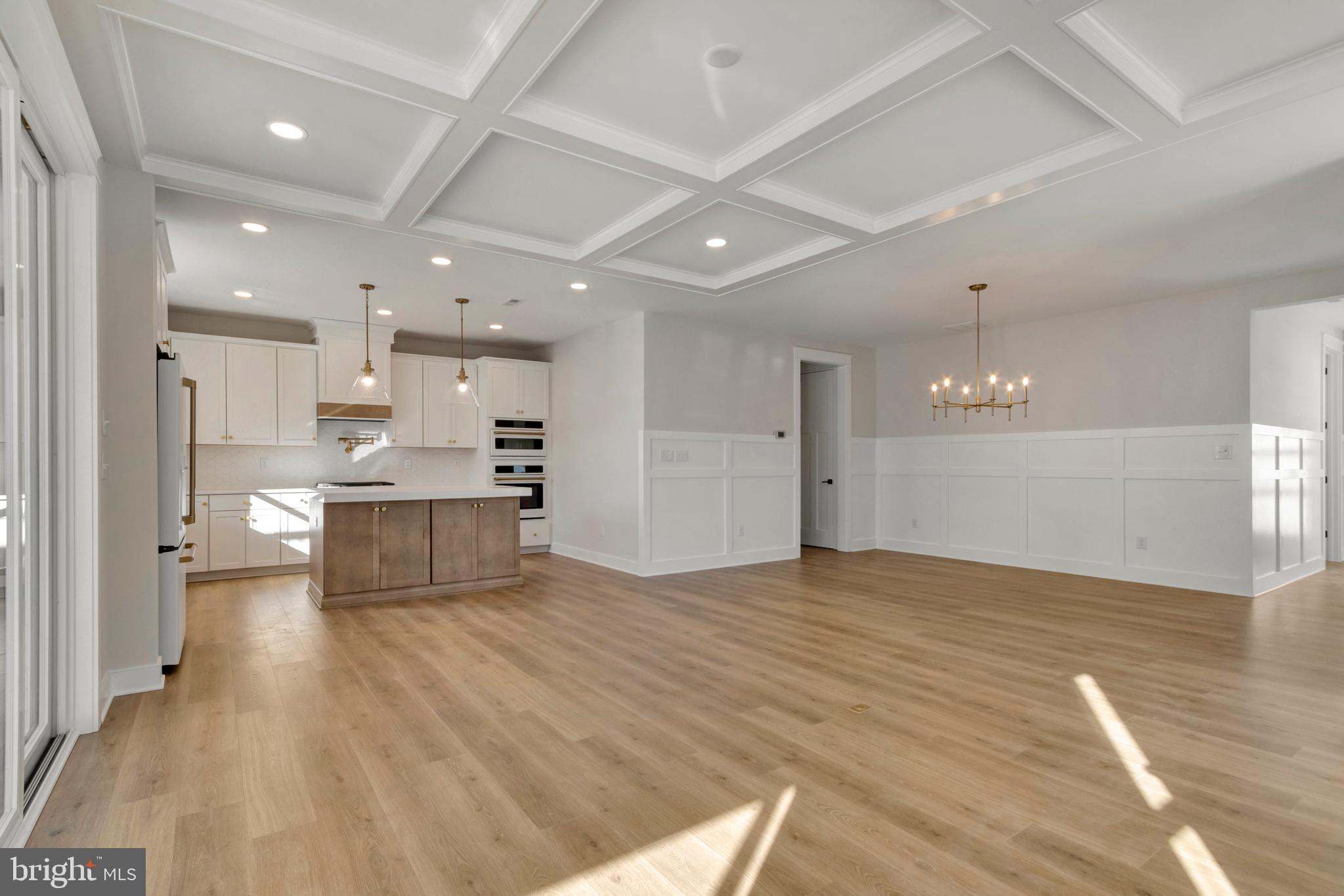 24 W ATLANTIC STREET