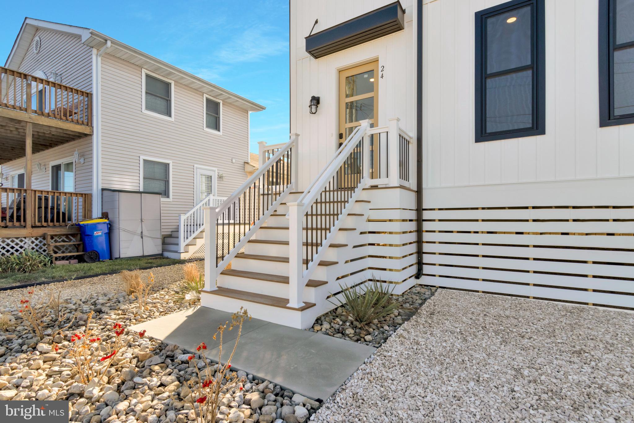 24 W ATLANTIC STREET