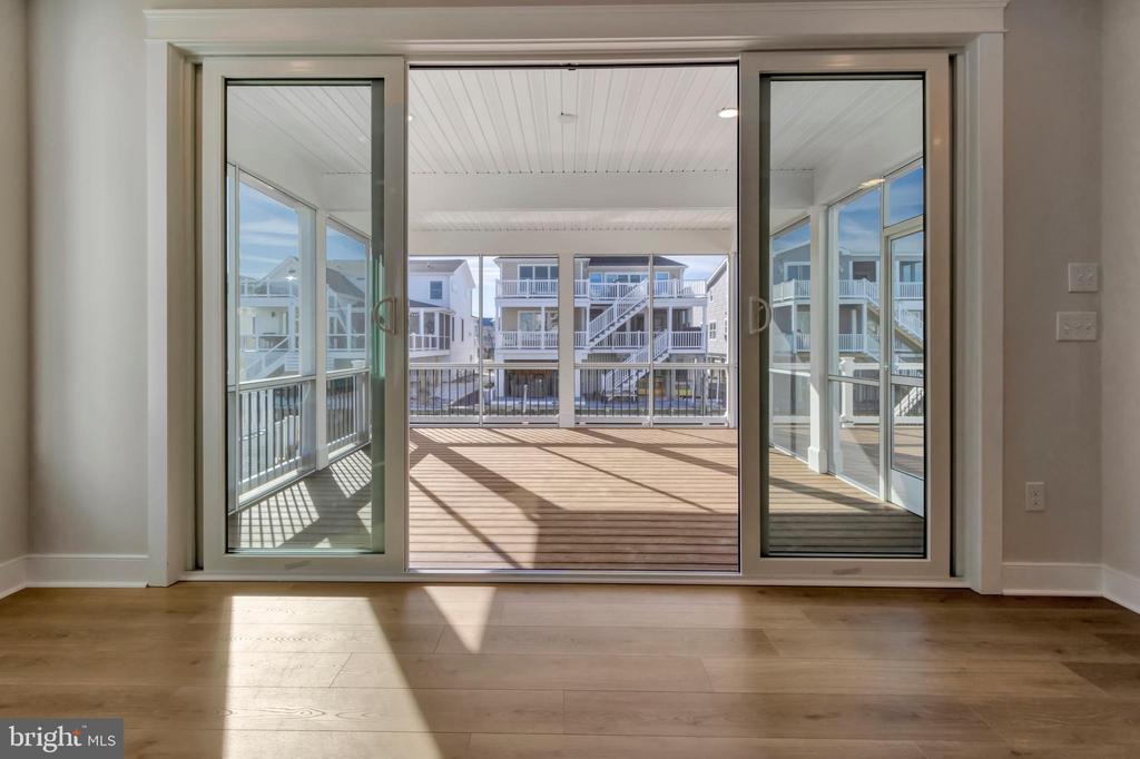 24 W ATLANTIC STREET