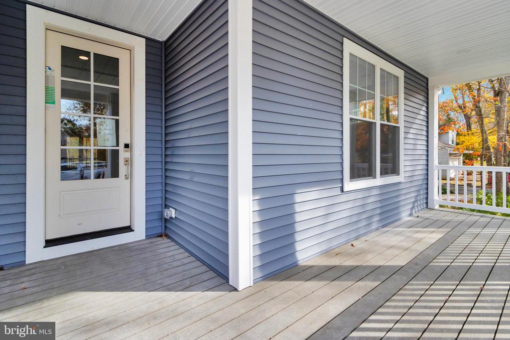 655 BETHANY LOOP