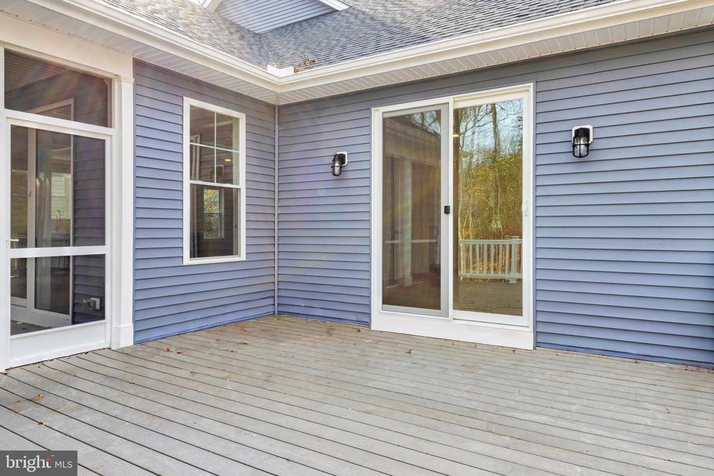 655 BETHANY LOOP