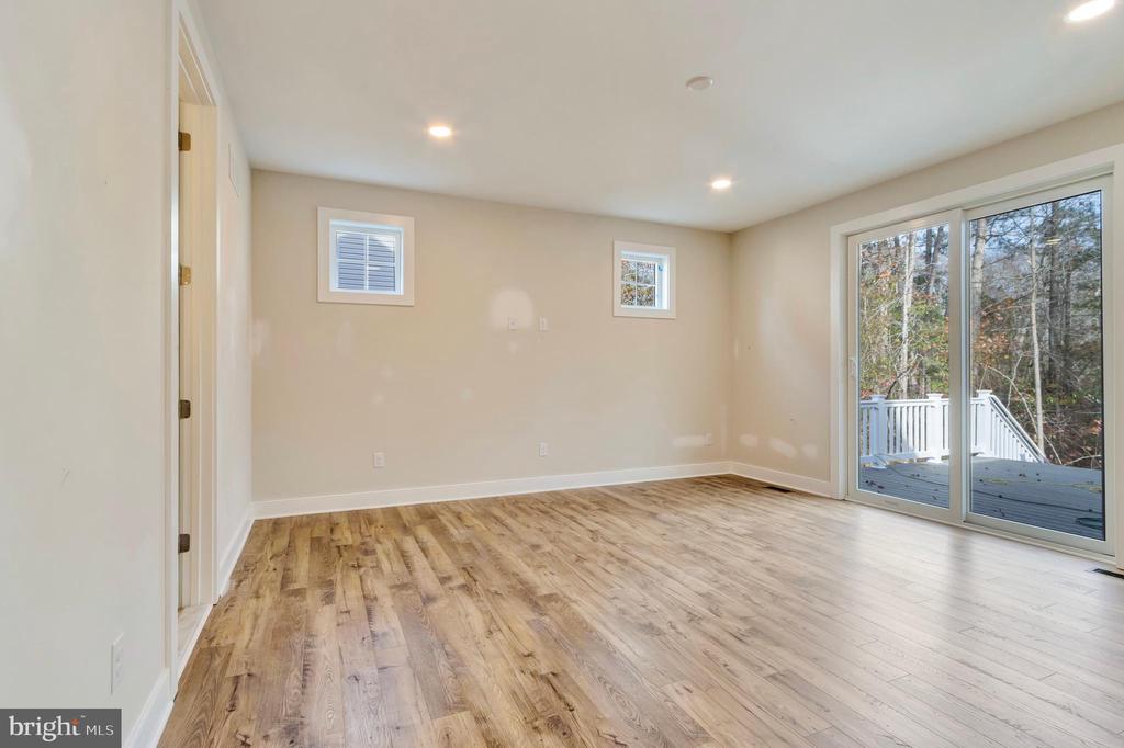 655 BETHANY LOOP