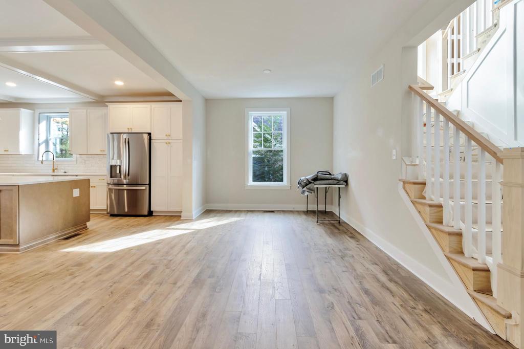 655 BETHANY LOOP