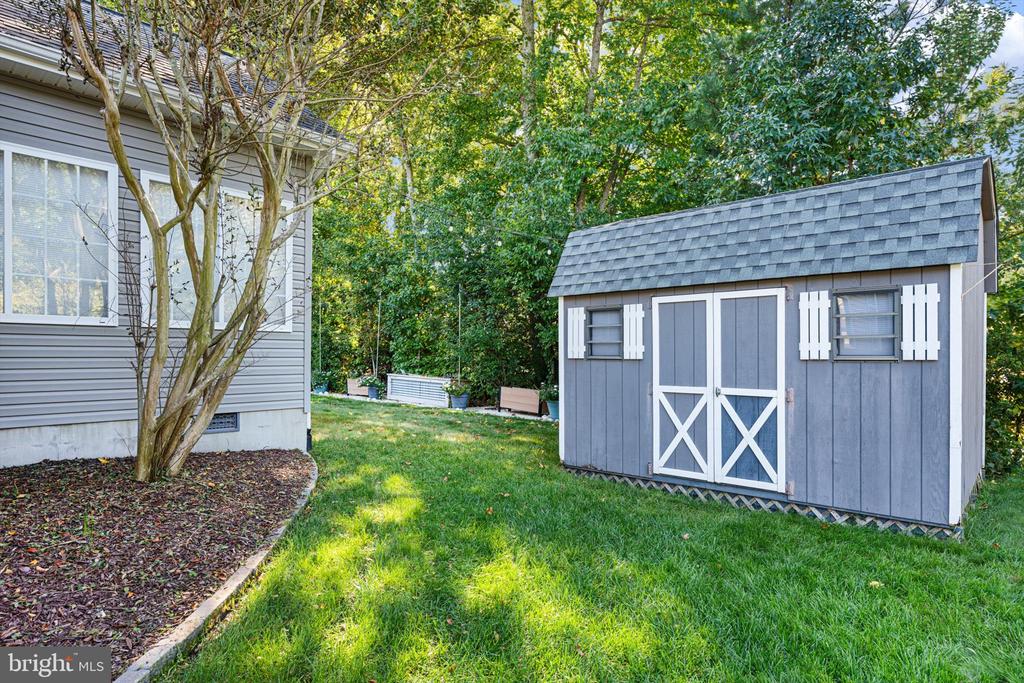 91 NEPTUNE DRIVE