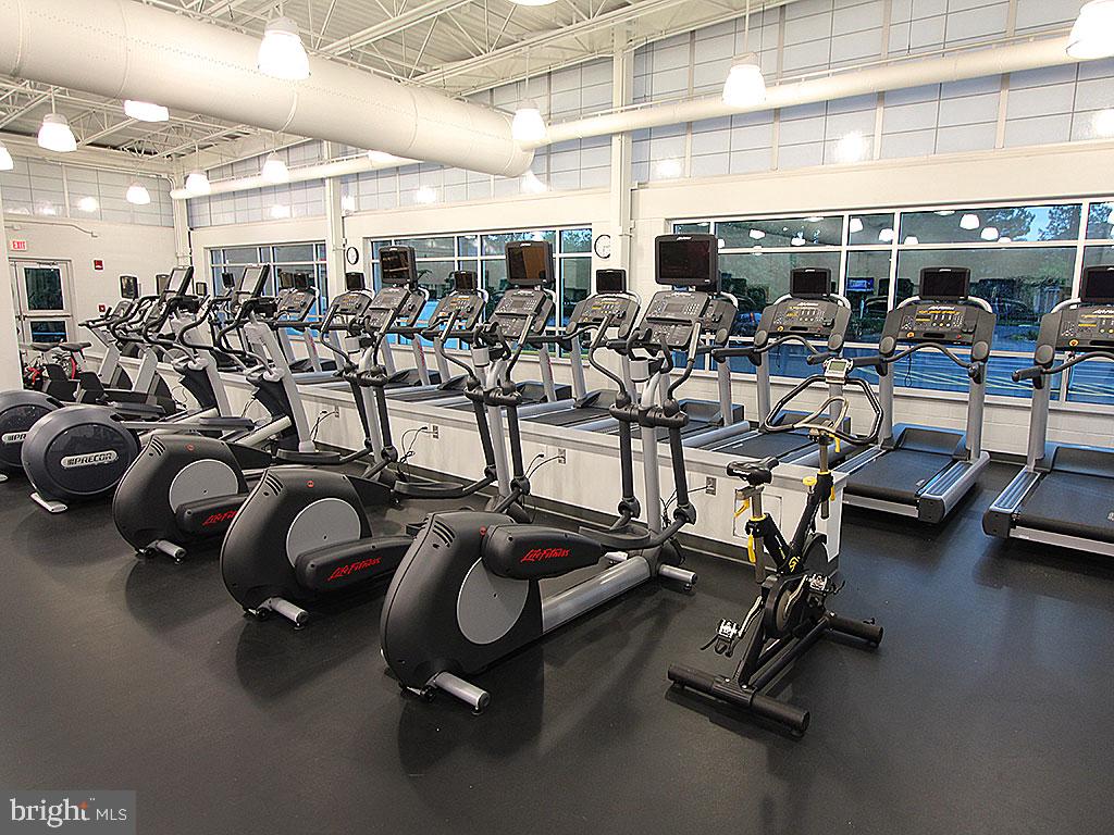 603N EDGEWATER HOUSE 603N