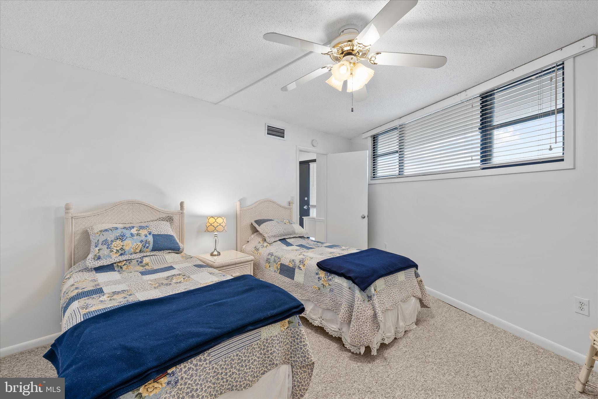 603N EDGEWATER HOUSE 603N